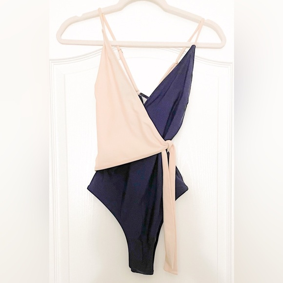 CUPSHE Navy Womens One Piece Swimsuit Size Small EUC - Picture 2 of 16